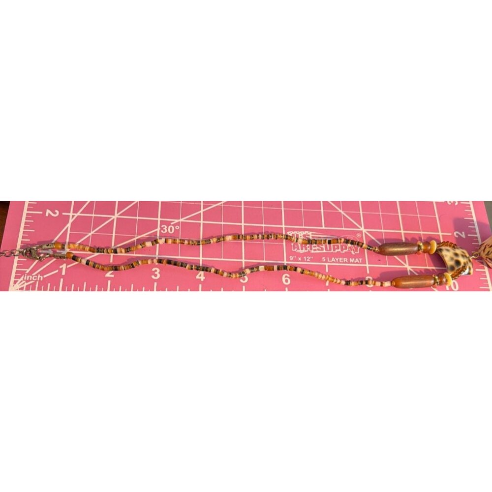 Vintage Seed Bead Tiger Cowrie Large Shell Necklace Cream 22" Estate 22.93g - Picture 4 of 6